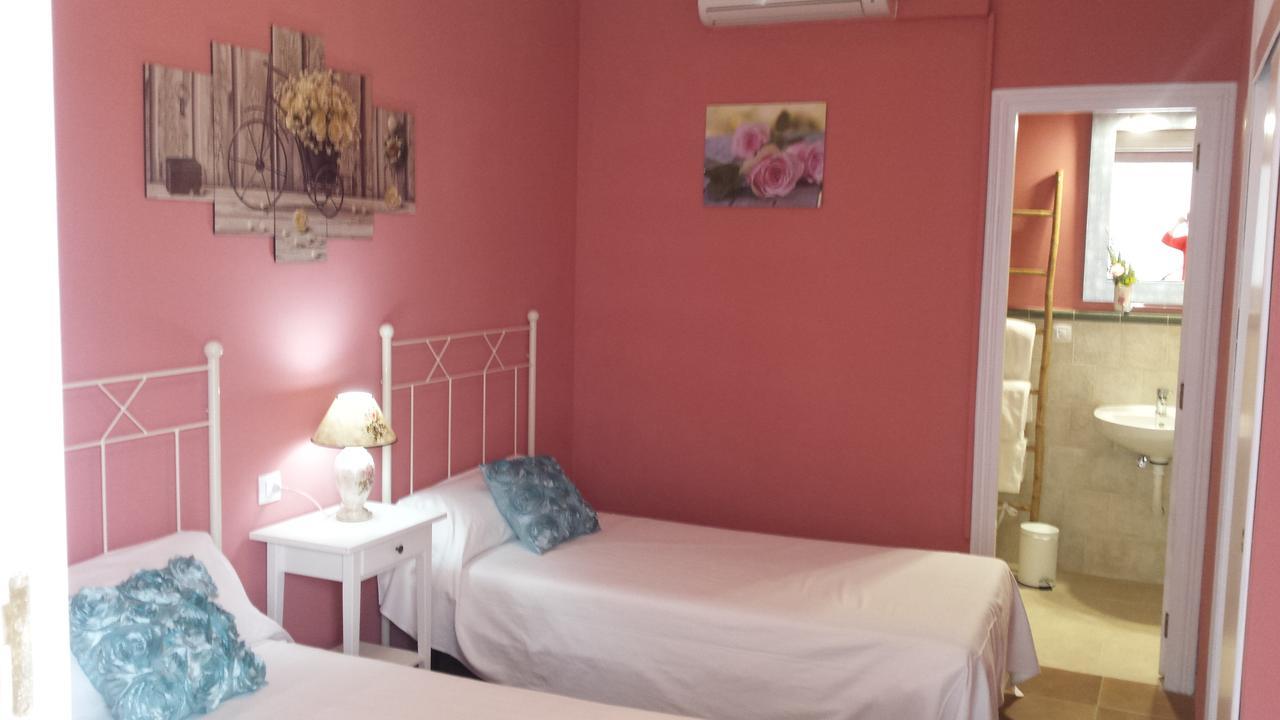 Hospederia Rural Las Buganvillas เอลโรซิโอ ภายนอก รูปภาพ