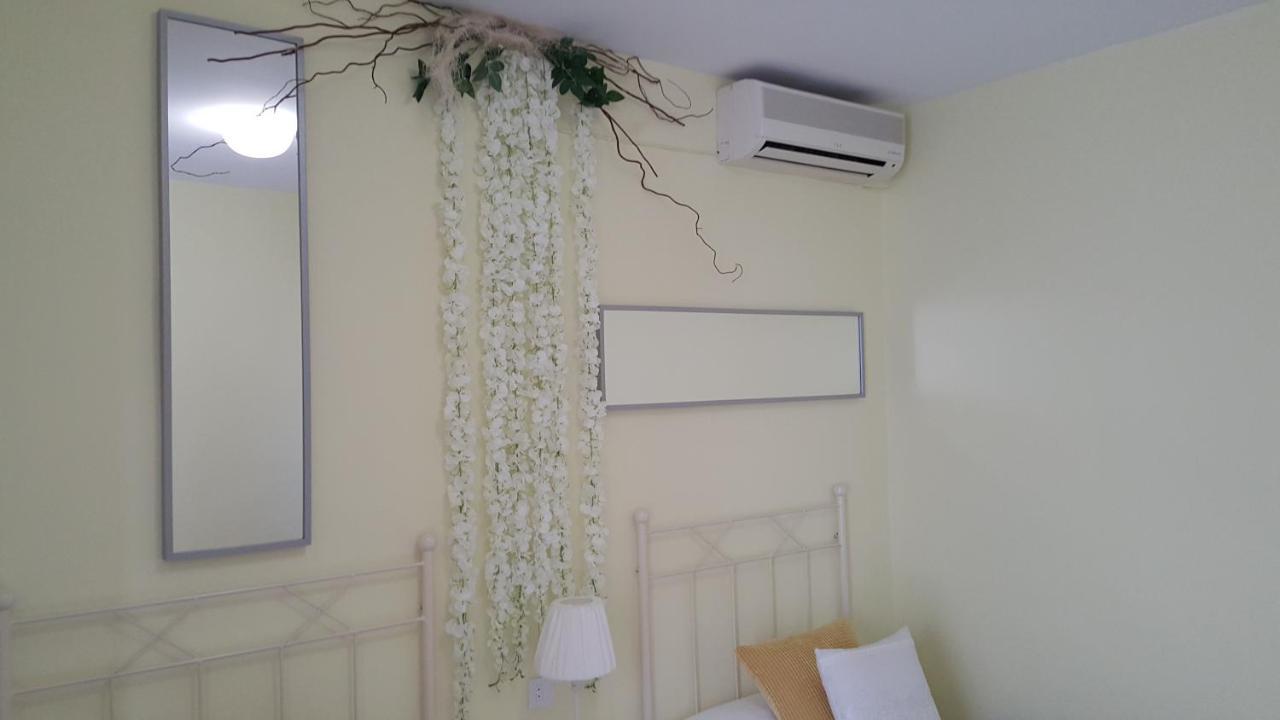 Hospederia Rural Las Buganvillas เอลโรซิโอ ภายนอก รูปภาพ